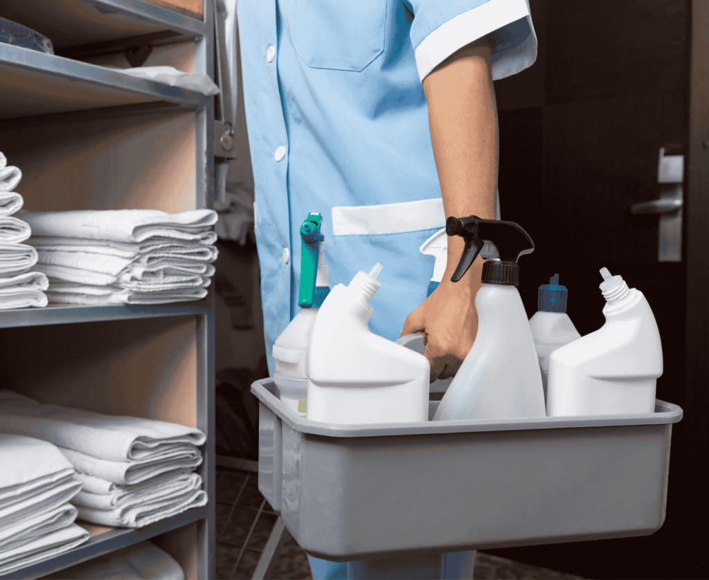 alta rotatividade de funcionários em empresas de limpeza